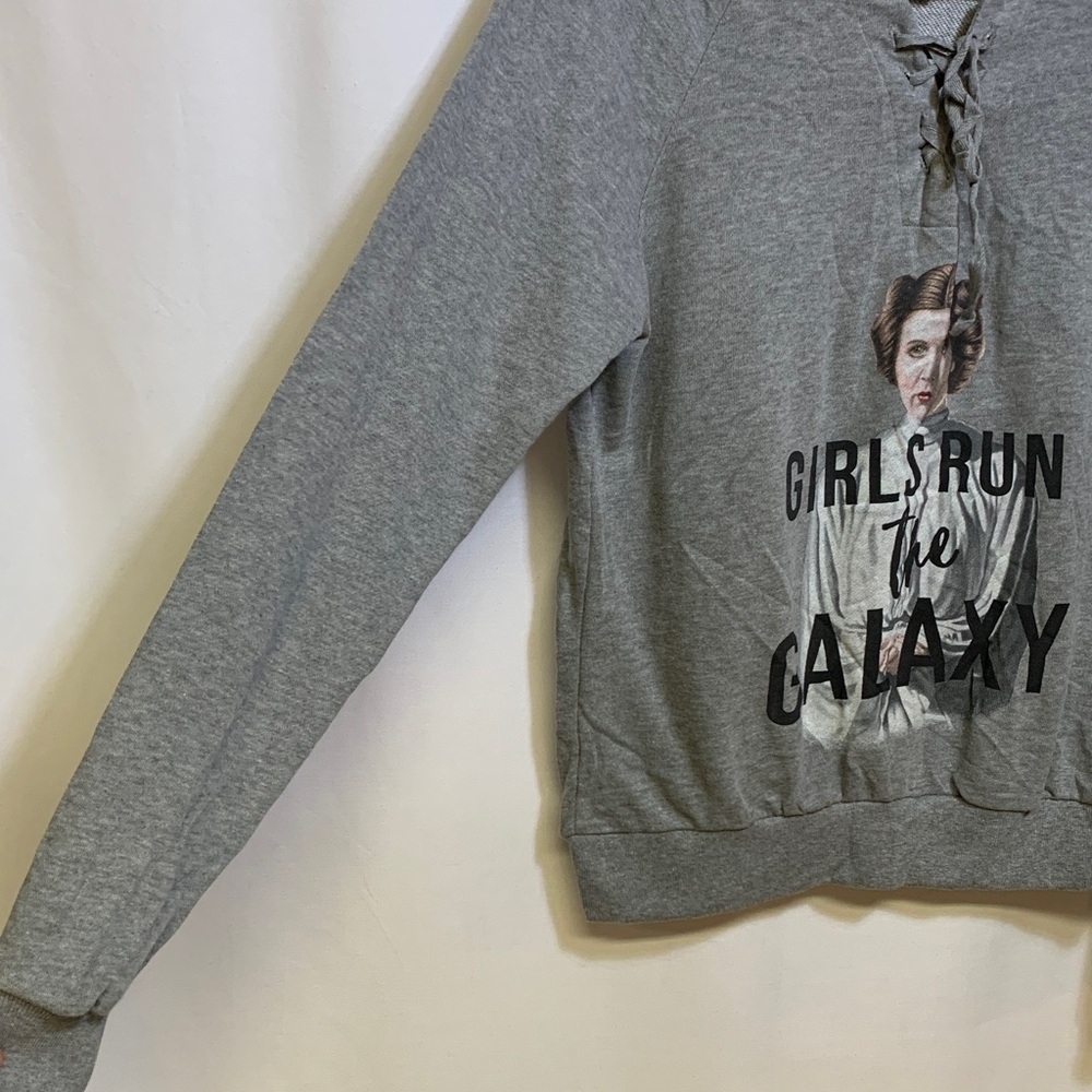 Star Wars Gray 'Girls Run the Galaxy' Sweatshirt - Picture 5 of 7